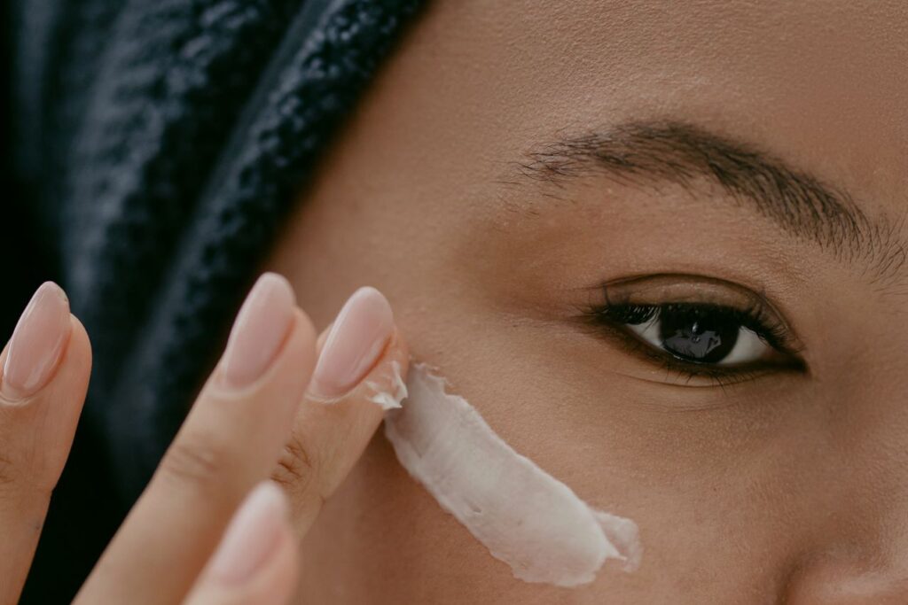 Filtro solar para melasma: quais critérios observar? 1 pexels cottonbro 6635929
